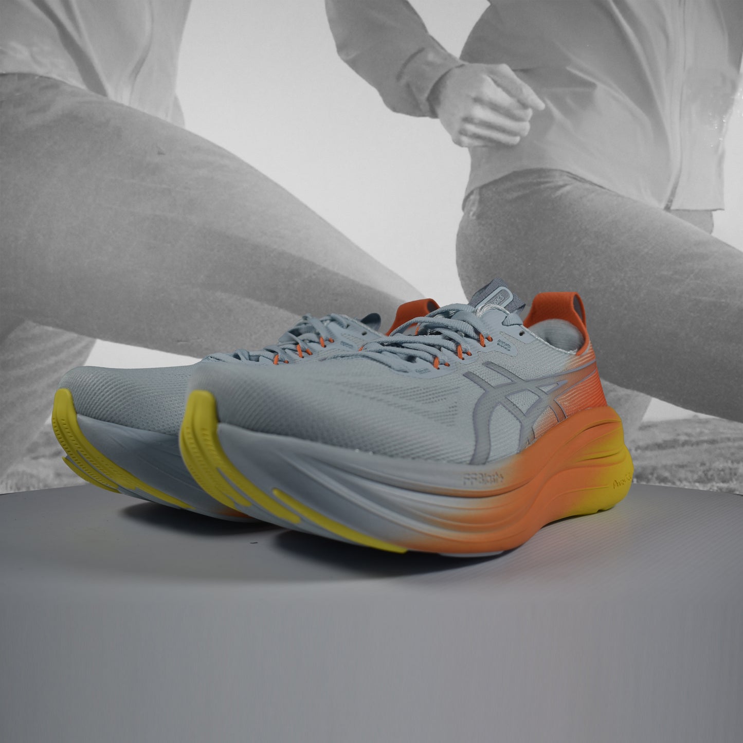 Asics GEL-NIMBUS 28 Mens Running Shoes