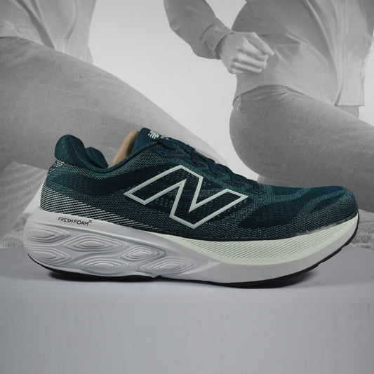 New Balance 880 V15 2E Mens Road Running (Wide Width) - Durban Runner 7.5 / Green