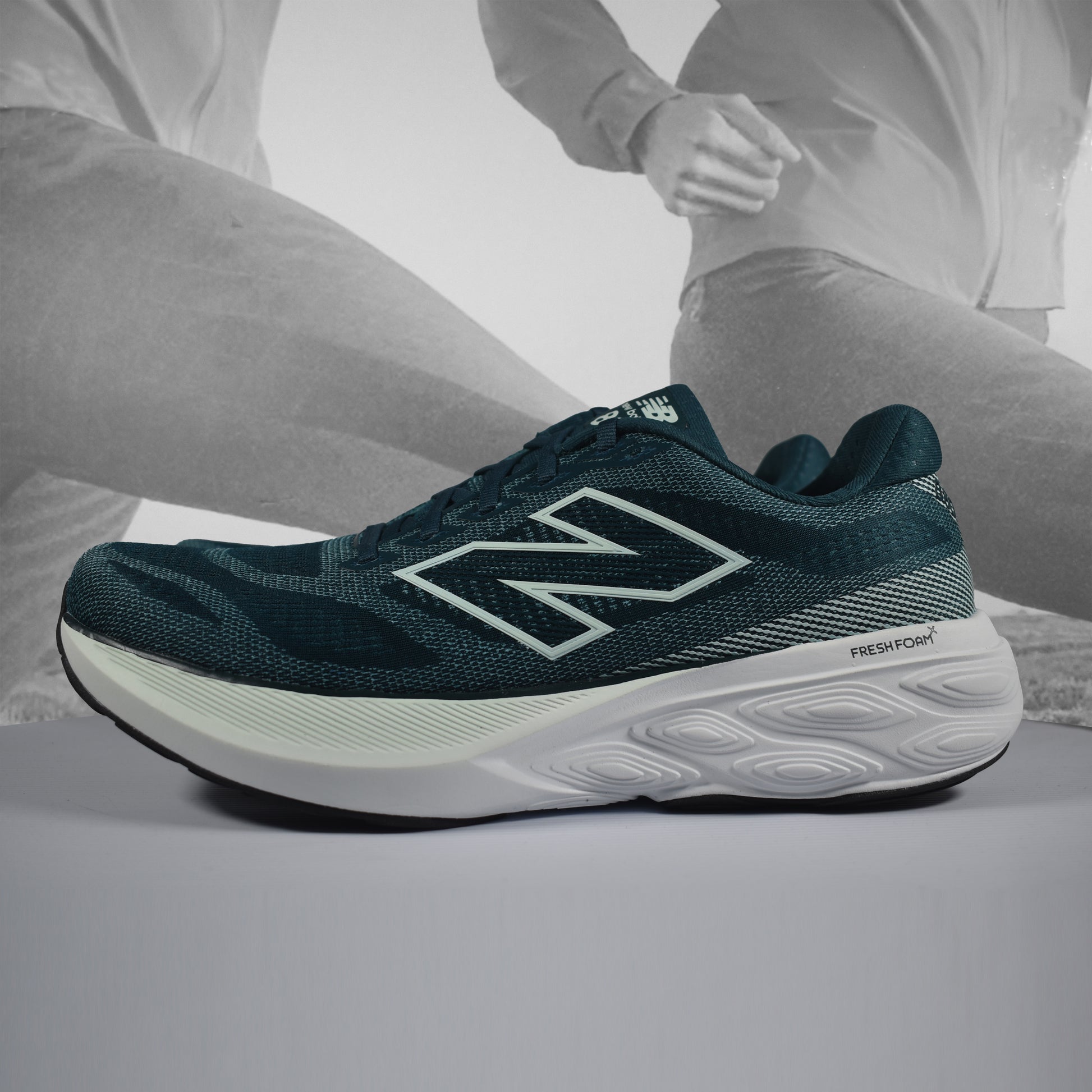 New Balance 880 V15 2E Mens Road Running (Wide Width) - Durban Runner 7.5 / Green