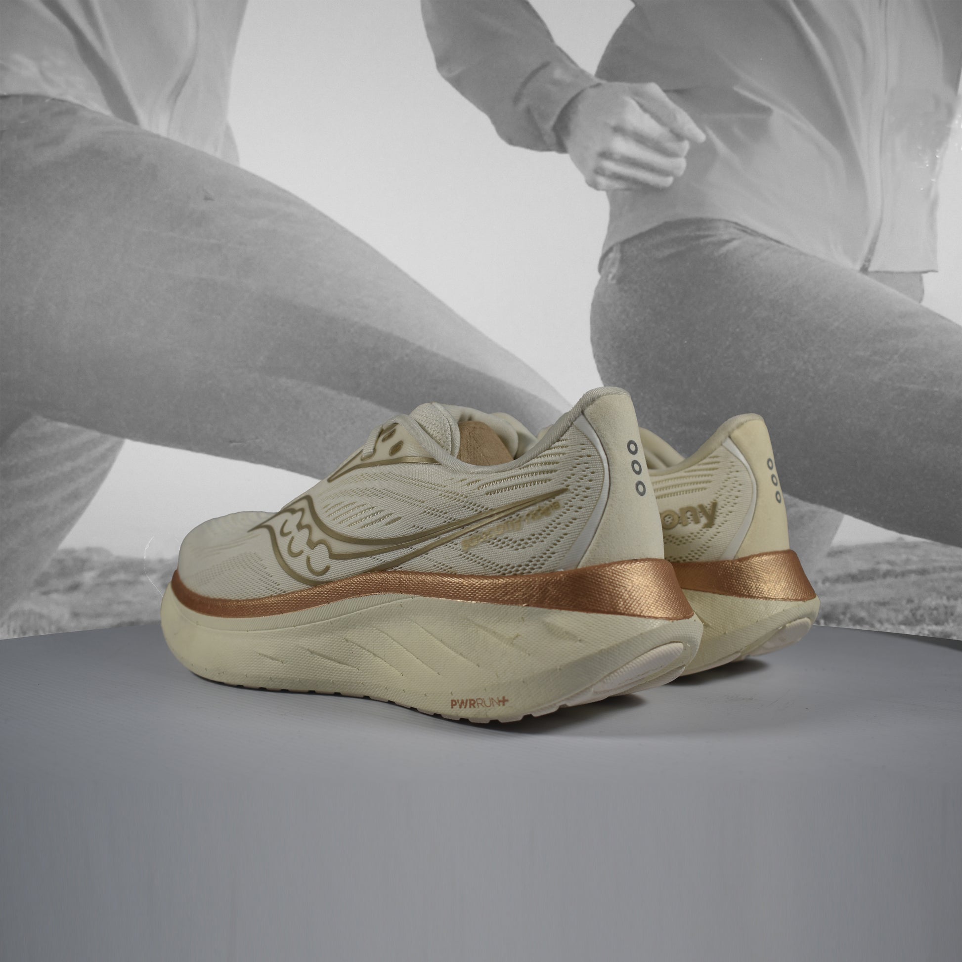 Saucony Ride 18 Women's Neutral Running Shoes - Durban Runner UK5 / Vanilla