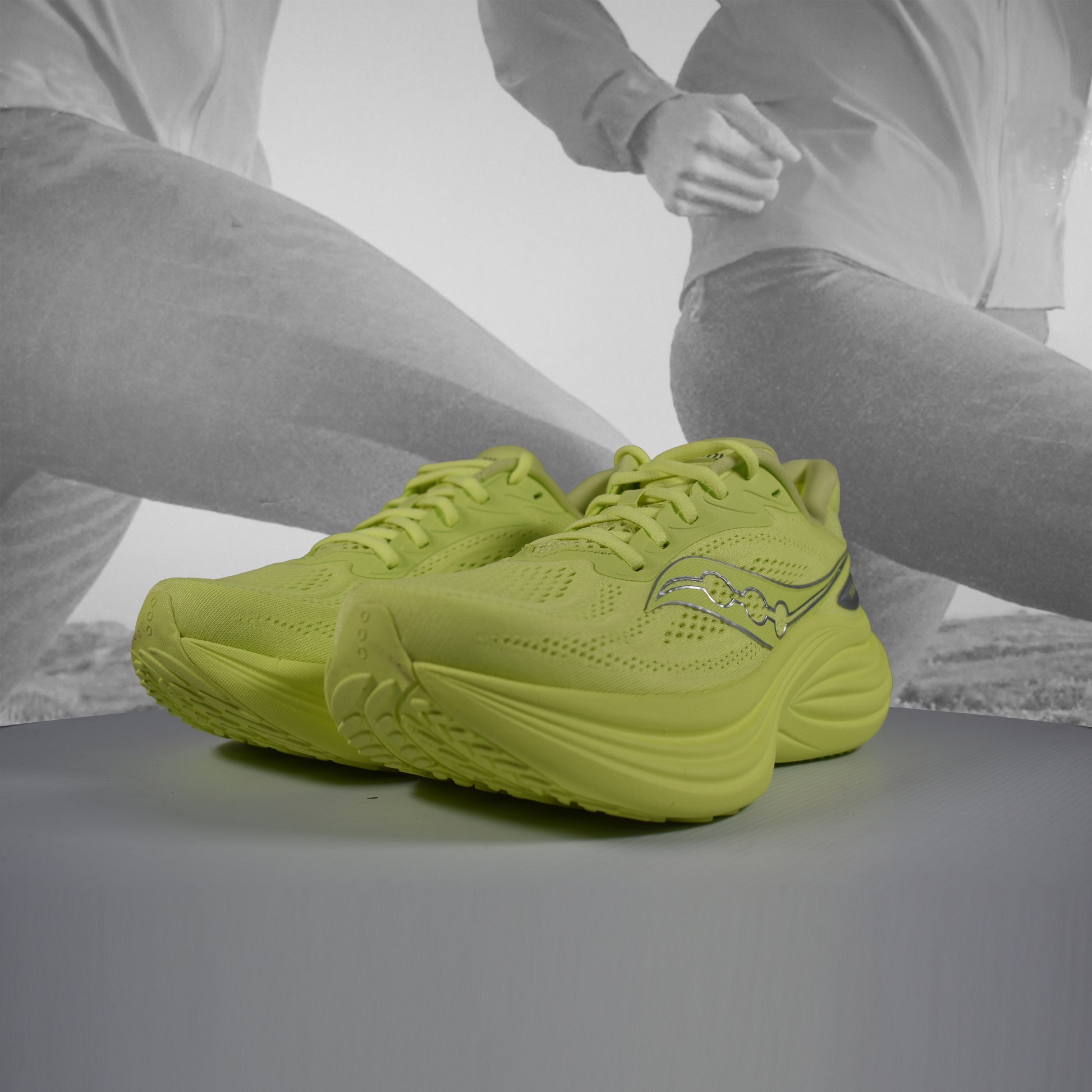 Saucony Triumph 24 Women's Neutral Running Shoes - Durban Runner UK6 / TART CITRON VERT
