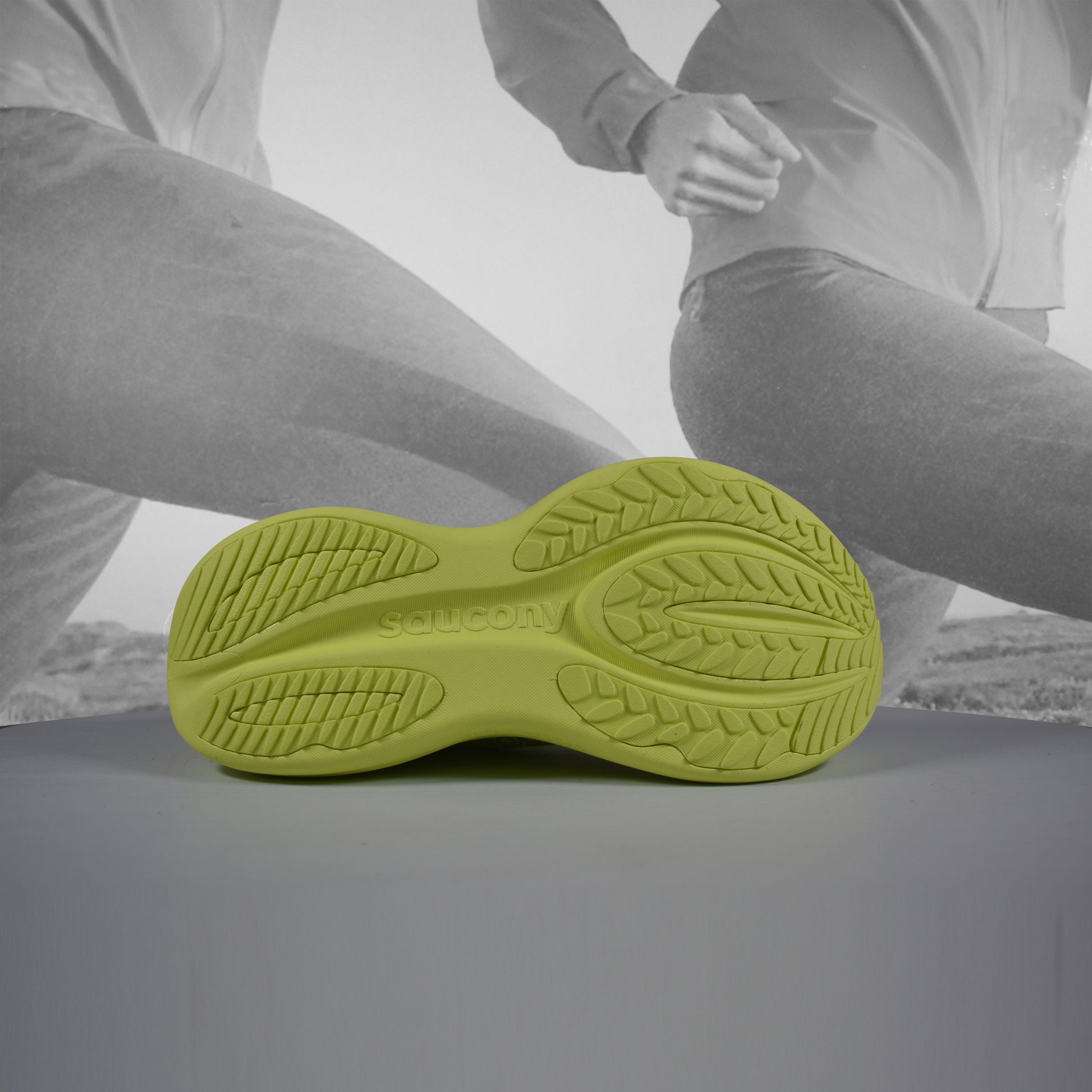 Saucony Triumph 24 Women's Neutral Running Shoes - Durban Runner UK6 / TART CITRON VERT