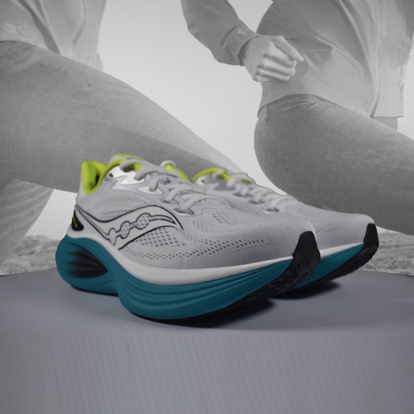 Saucony Triumph 24 Men's Neutral Running Shoes - Durban Runner UK7.5 / WHITE/TRANQUIL VERT