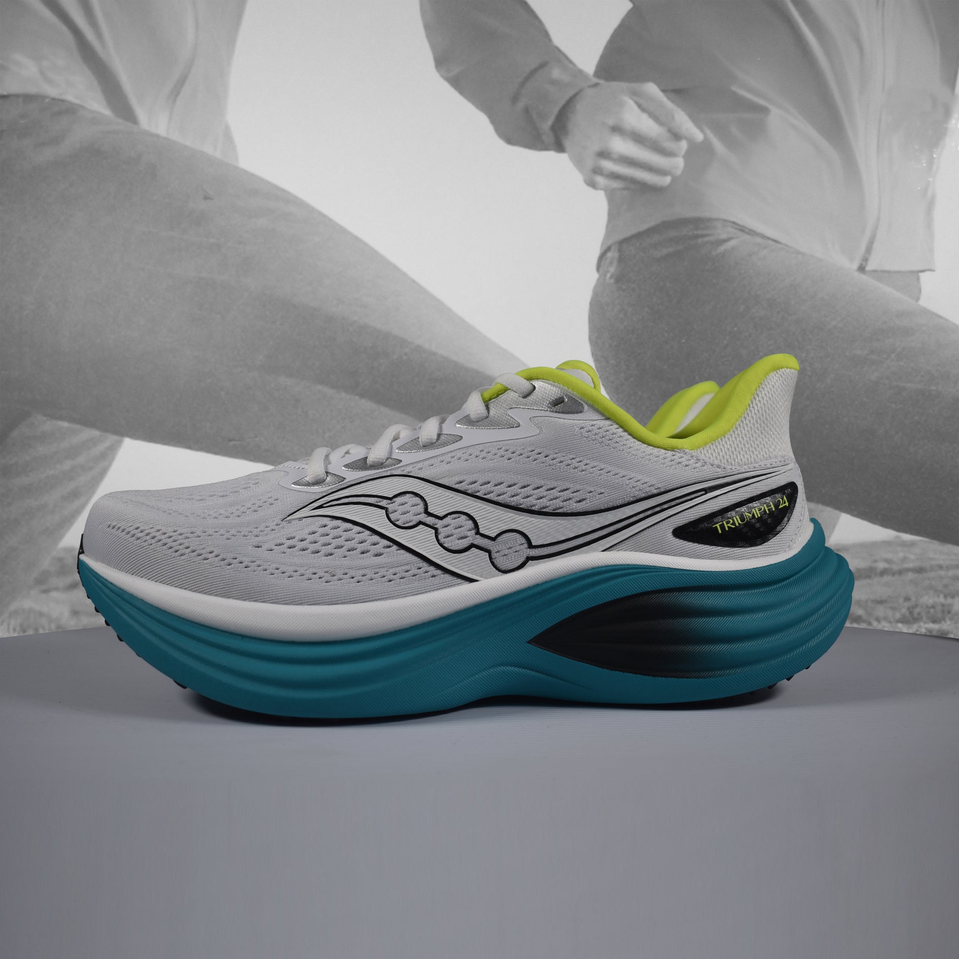 Saucony Triumph 24 Men's Neutral Running Shoes - Durban Runner UK7.5 / WHITE/TRANQUIL VERT