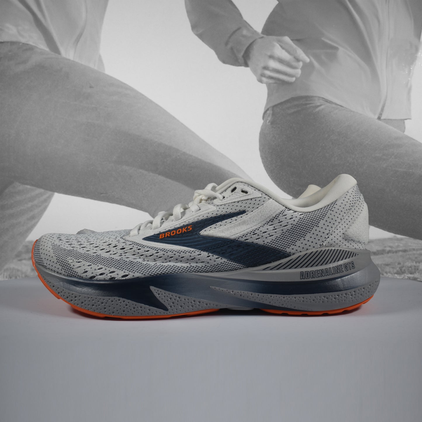Brooks Adrenaline GTS 24 Men's Stability Running Shoes - Durban Runner UK8 / white peacot/alloy