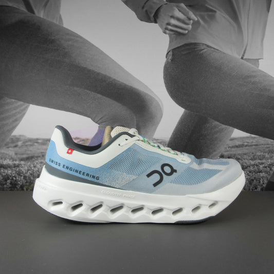 On Cloud Surfer Next Womens - Durban Runner 4 / niagara/white