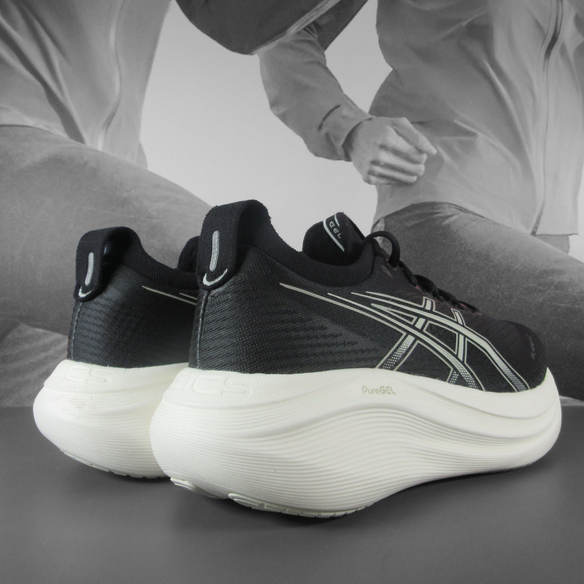 Asics GEL-NIMBUS 27 Mens - Durban Runner 7.5 / BLACK/LAKE GREY