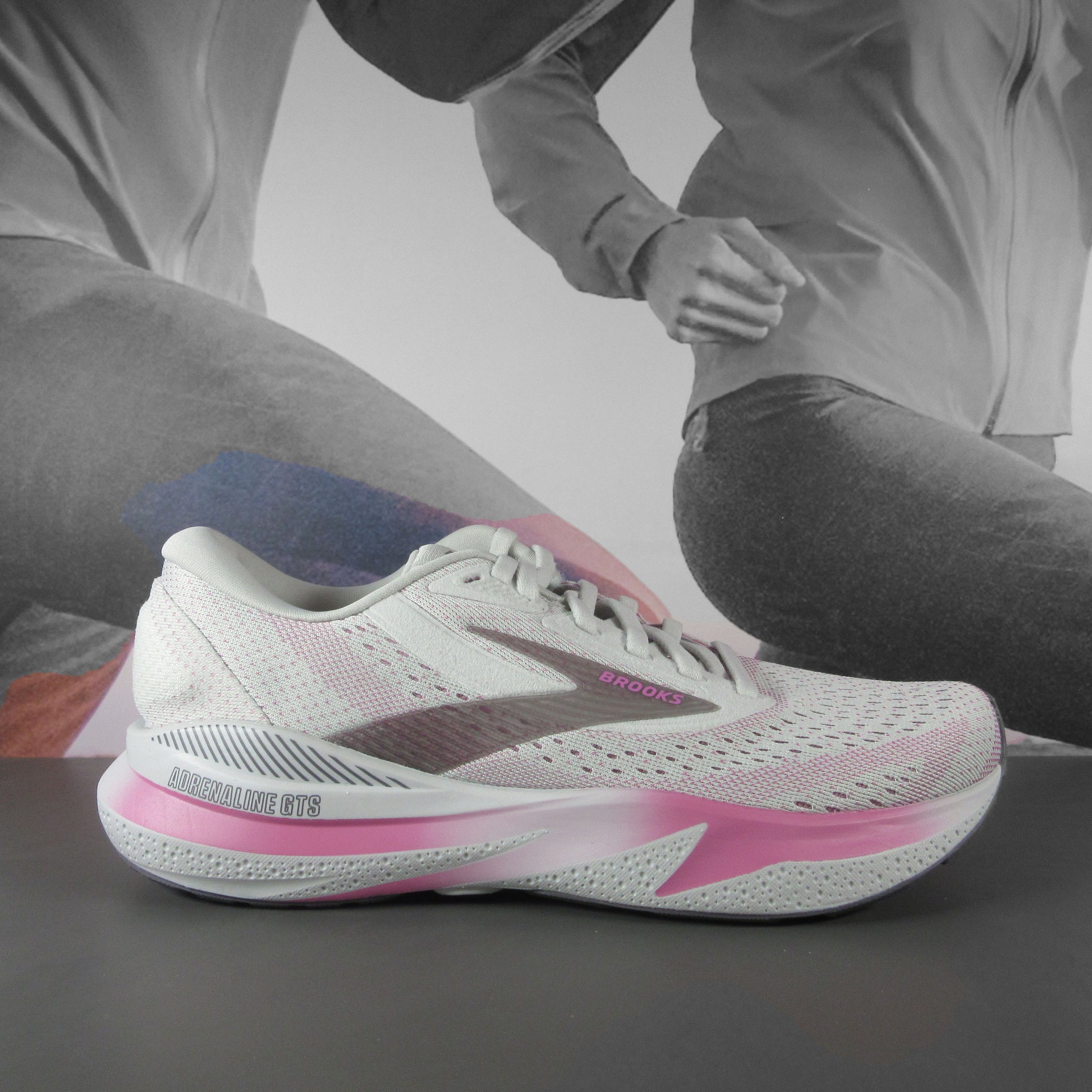 Brooks Adrenaline GTS 24 Womens Running Shoe - Durban Runner 4.5 / OYSTER/EXCALIBUR