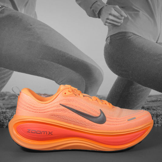 Nike Vomero Plus Mens - Durban Runner 8 / ORANGE PULSE/BLACK-HOT LAVA
