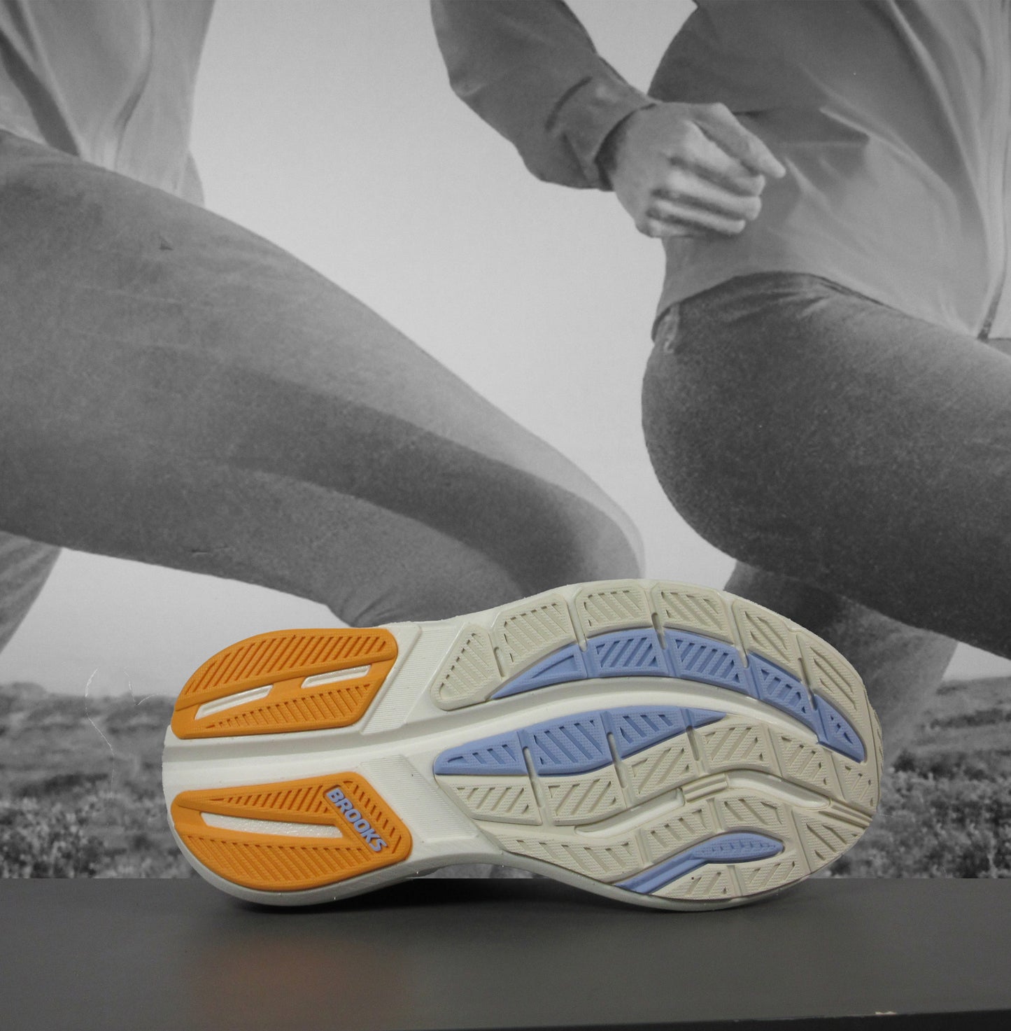 Brooks Ghost Max 3 Womens Running Shoe - Durban Runner 5.5 / COCONUT/BLUE HERON/ORANGE