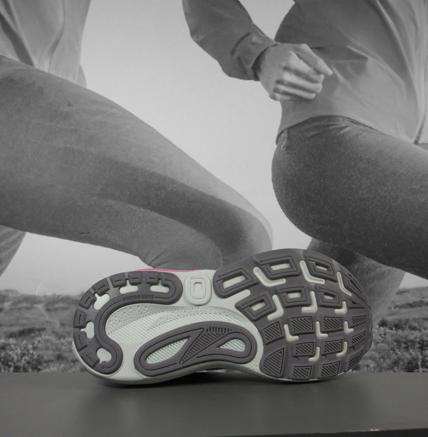 Brooks Adrenaline GTS 24 Womens Running Shoes