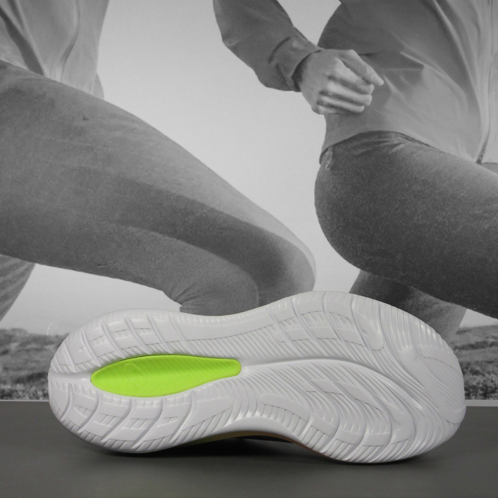 Asics GEL-Cumulus 26 Paris Mens Running Shoes - Durban Runner 8 / light celadon/safety yellow