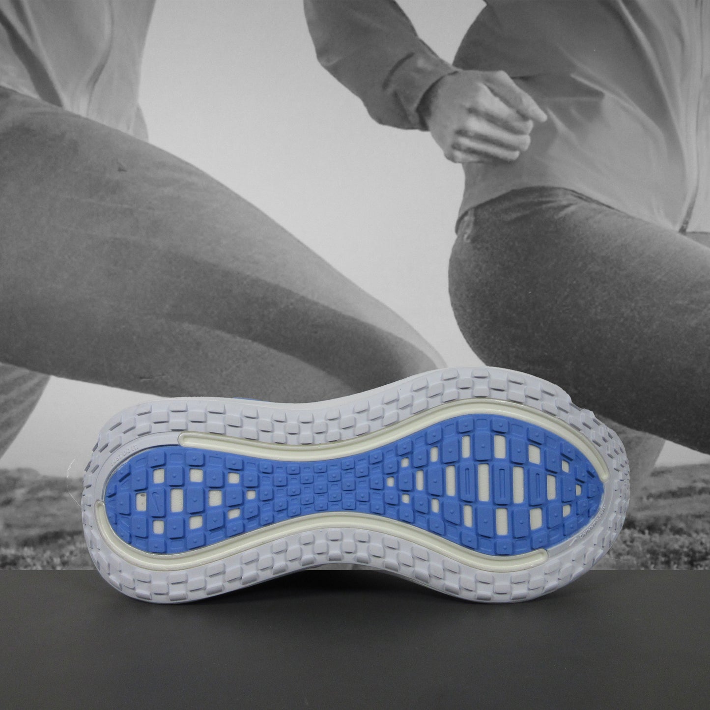 Nike Vomero Plus Womens Road Running Shoes