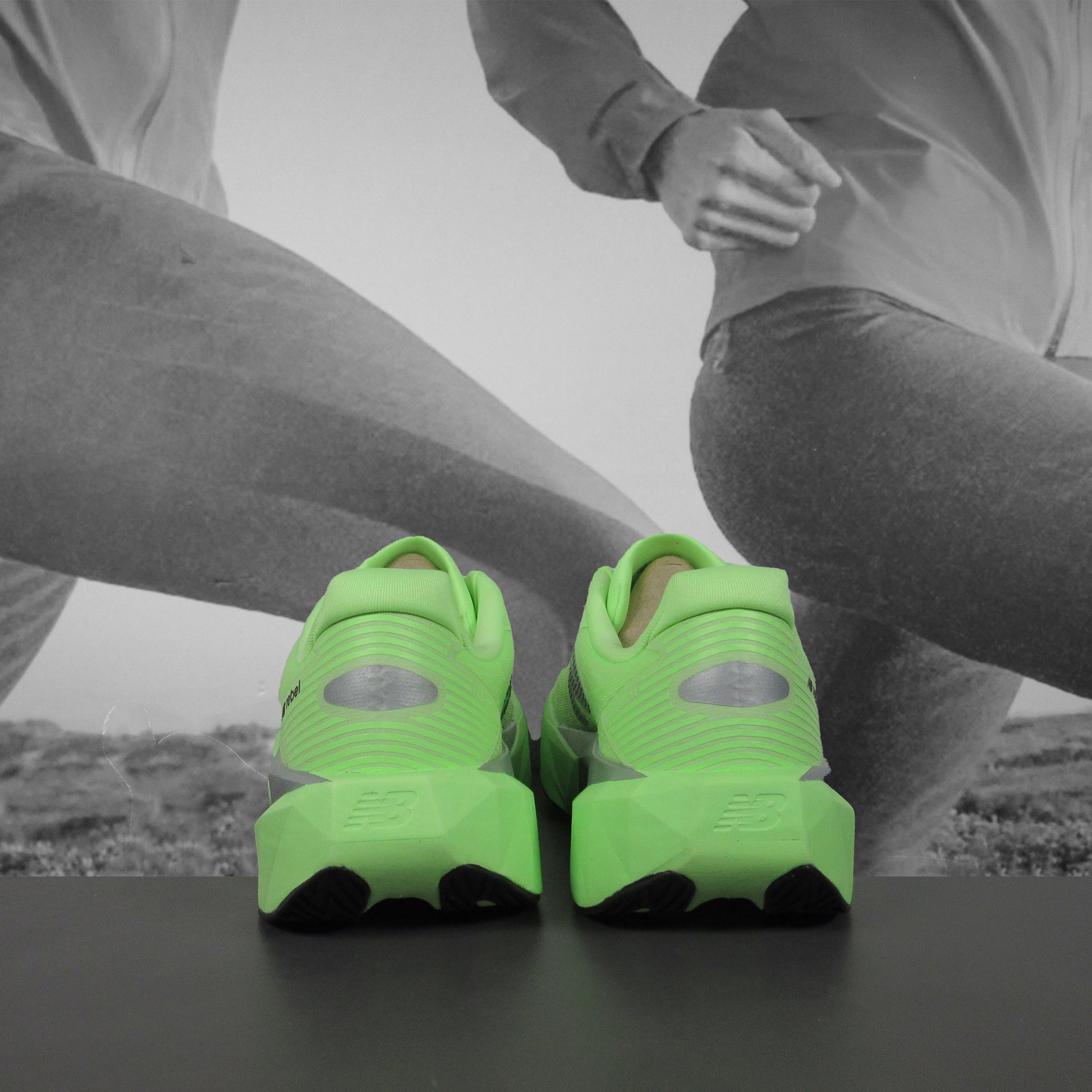 New Balance FuelCell Rebel v5 Mens - Durban Runner 8 / Lime