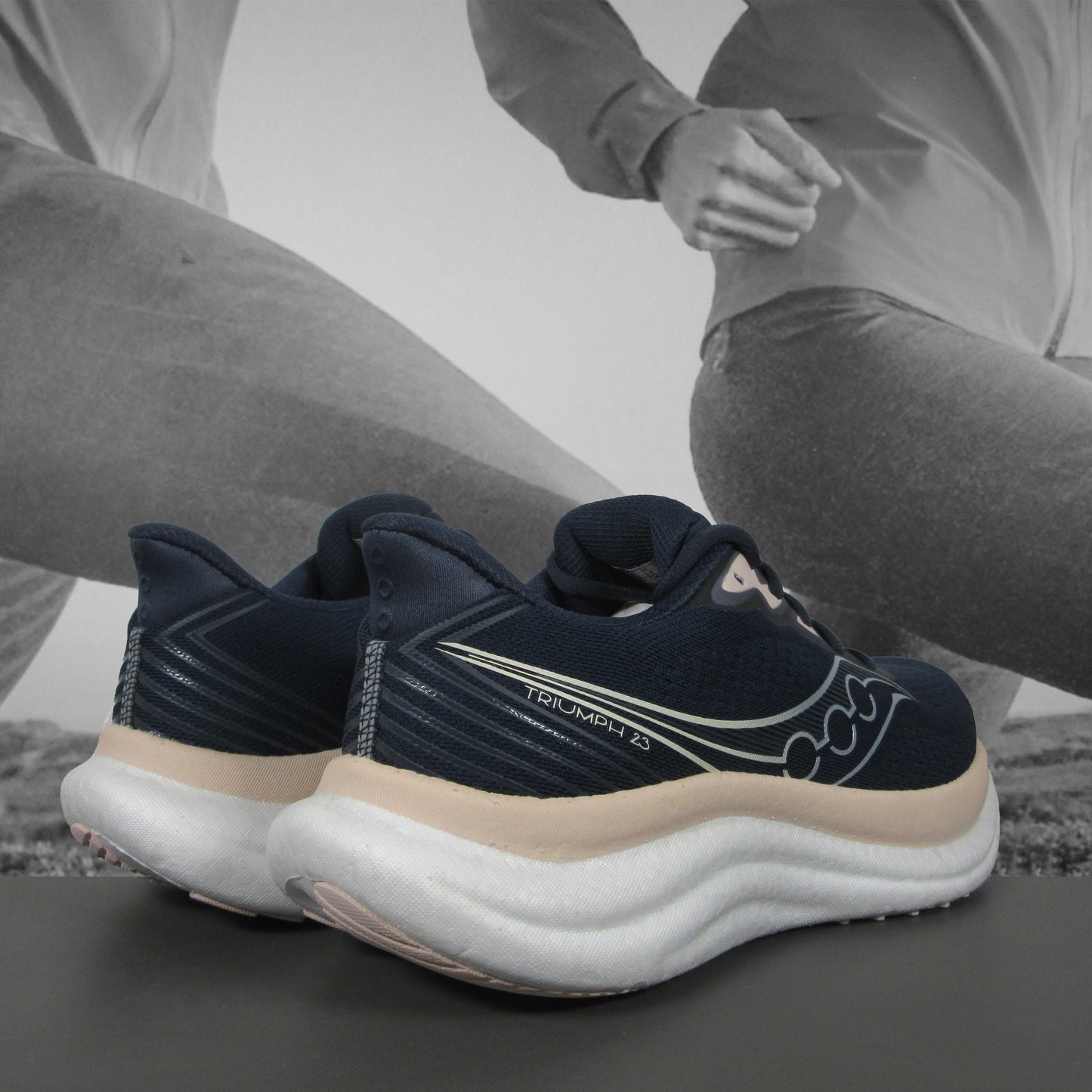 Saucony Triumph 23 Womens Running Shoes - Durban Runner 5.5 / NAVY/CAMEO