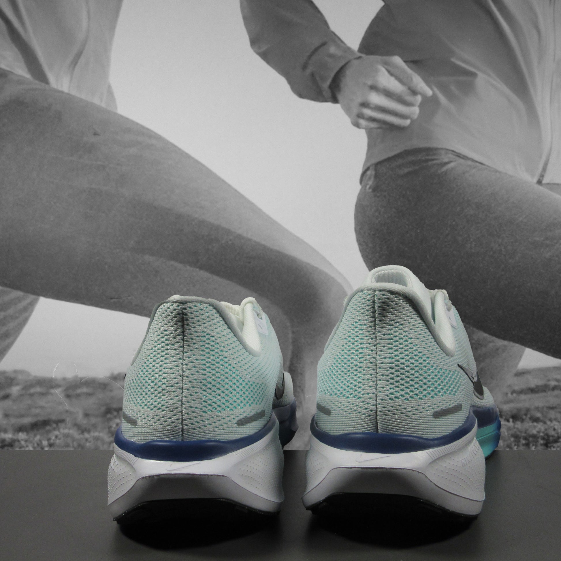 Nike Pegasus 41 Mens Road Running Shoes - Durban Runner 8 / WHITE/BLACK-HYPER TURQ-CONCORD