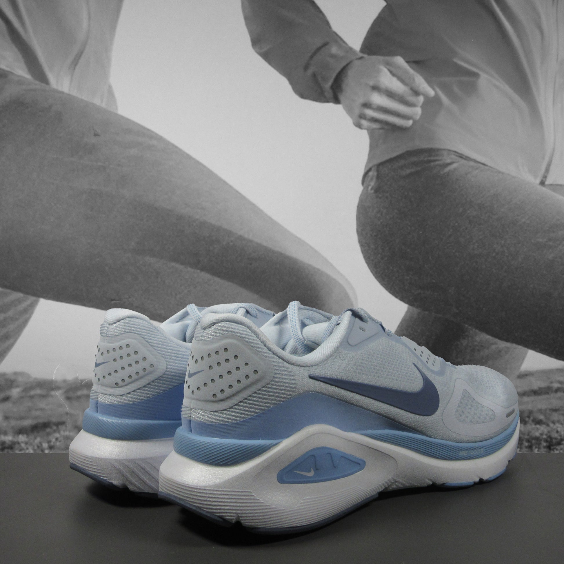 Nike Structure 26 Women's Road Running Shoes - Durban Runner 4.5 / FOOTBALL GREY/WORLD INDIGO-ALUMINUM