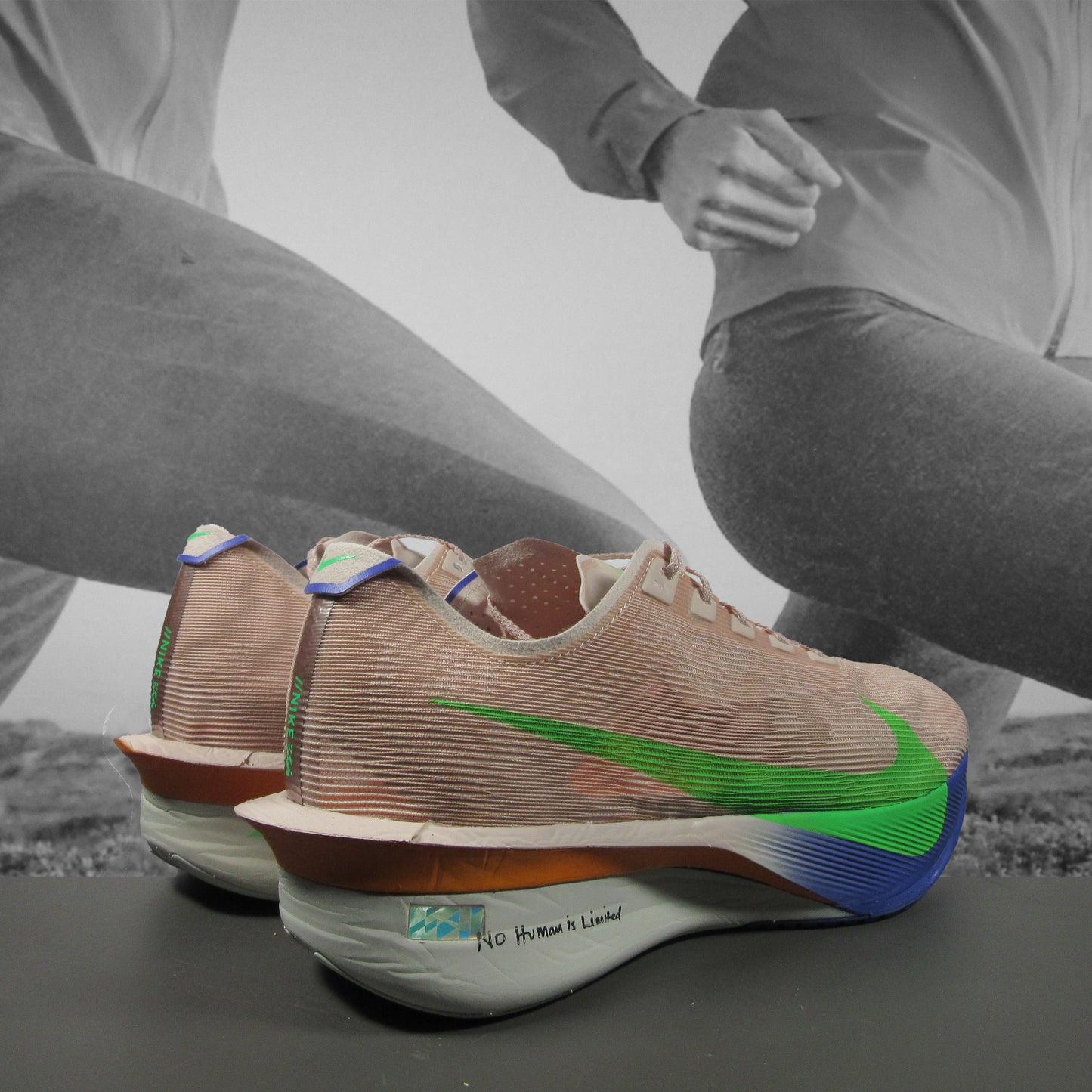 Nike ZoomX Vaporfly 4 Next% Mens