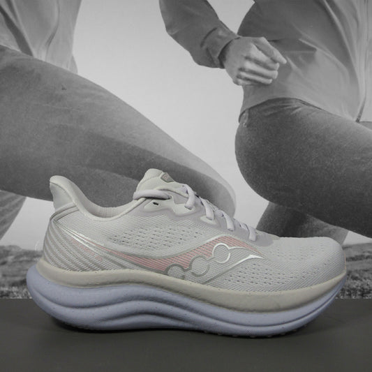 Saucony Triumph 23 Womens Road Running Shoes