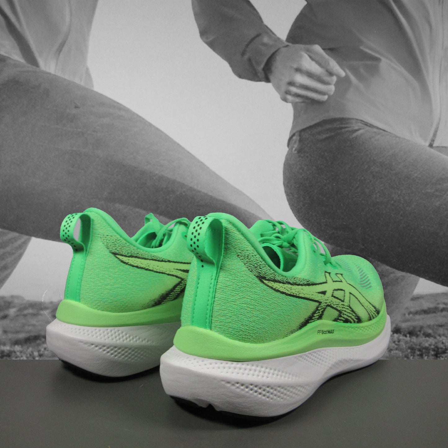 Asics GLIDERIDE MAX 2 Mens Road Running Shoes