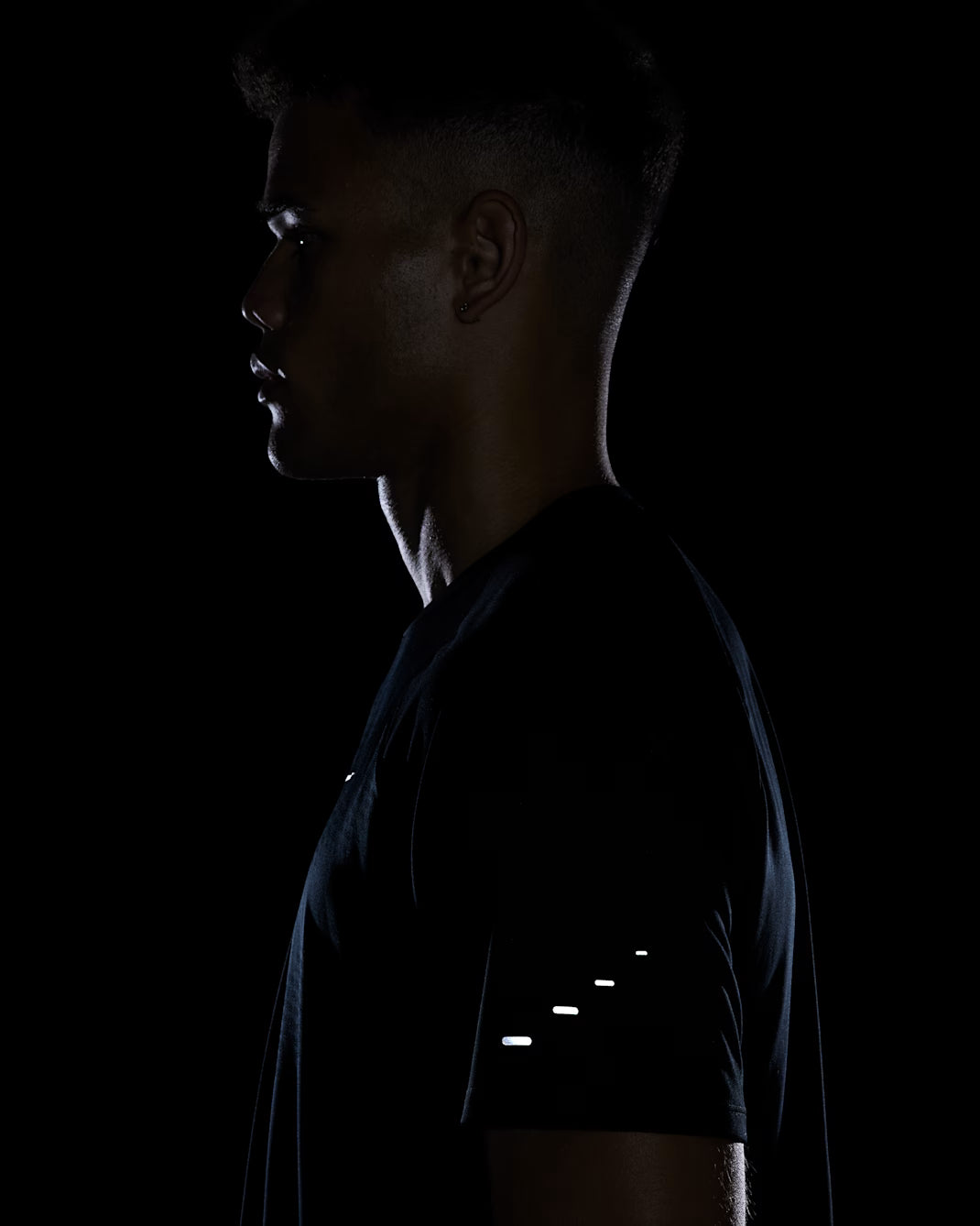 Nike Stride Men's Dri-FIT ADV Short-Sleeve Running Top - Durban Runner S / Black/Reflective Silv