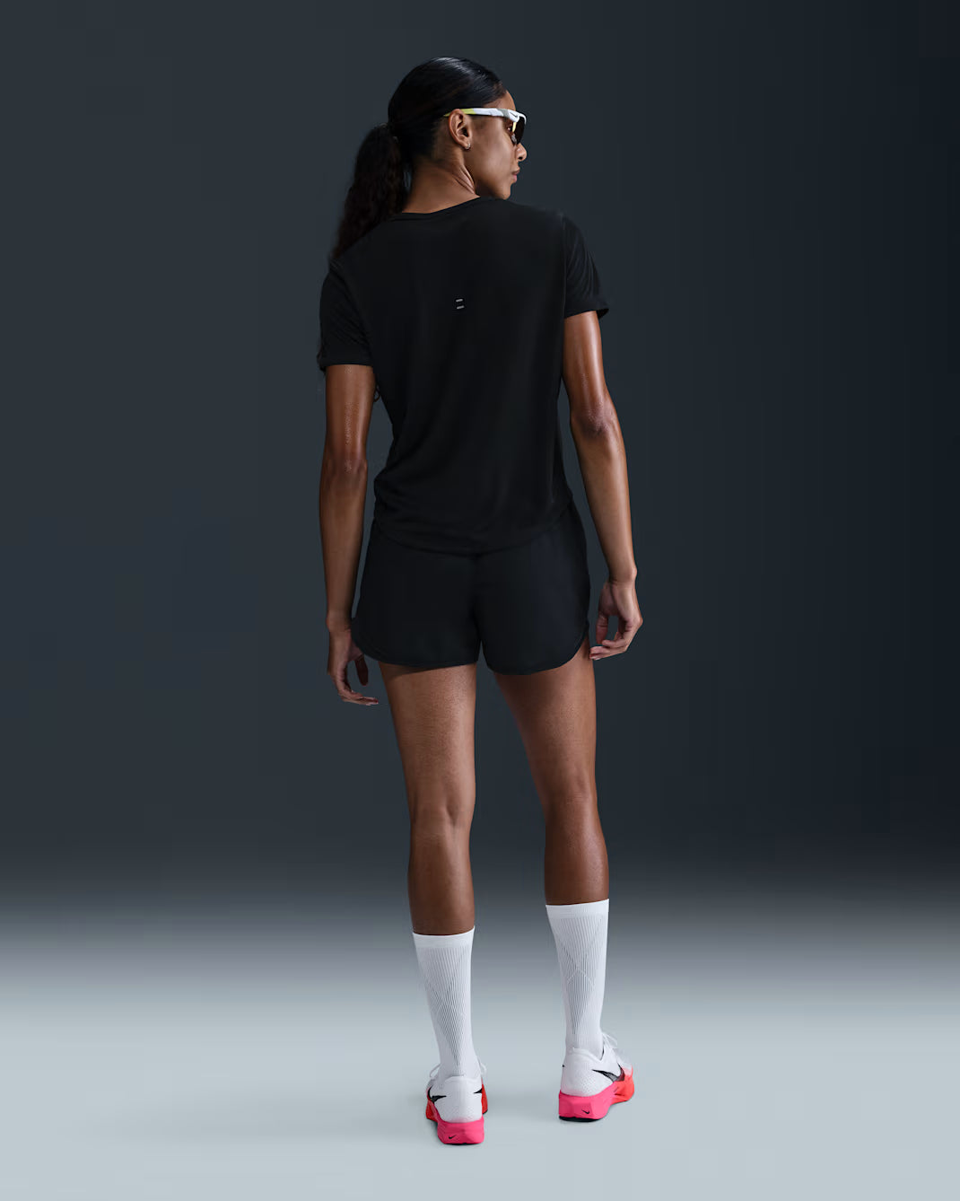 Nike Tempo Women's Dri-FIT Short-Sleeve Running Top - Durban Runner XS / Black/Reflective Silv